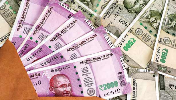 பாளையில் அடகு வியாபாரியிடம் நூதன முறையில் ரூ. 70 ஆயிரம் மோசடி-வாலிபர் கைது பாளையில் அடகு வியாபாரியிடம் நூதன முறையில் ரூ. 70 ஆயிரம் மோசடி-வாலிபர் கைது