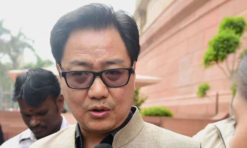 கோர்ட்டுகளில் நிலுவை வழக்குகள் 5 கோடியை நெருங்குகிறது: மத்திய அரசு தகவல்