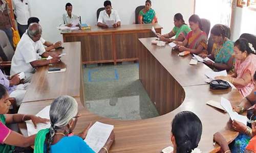 தாமரைக்குளம் பேரூராட்சி கூட்டம்