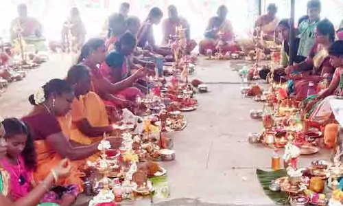 கோவிலில் குத்துவிளக்கு பூஜை