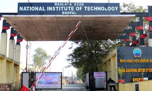 பல்கலைக்கழக வளாகத்தில் உள்ள மரத்தில் பொறியியல் மாணவர் தூக்குப் போட்டு தற்கொலை