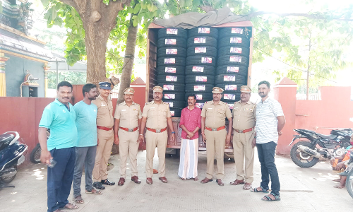 சாலையில் நிறுத்தி வைக்கப்பட்டிருந்த கண்டெய்னர் லாரியில் 96 டயர் திருட்டு