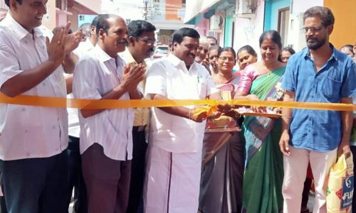 ரூ.10 லட்சத்தில் சிறிய பாலம்-சிவா எம்.எல்.ஏ. திறந்து வைத்தார்