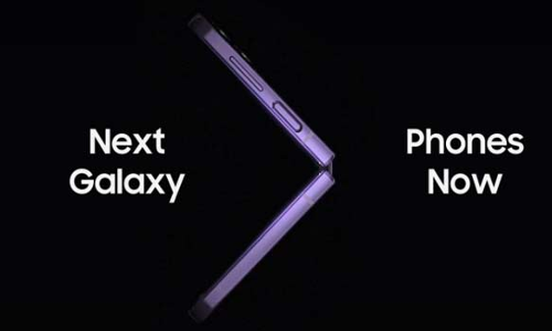 சாம்சங்கின் புது போல்டபில் ஸ்மார்ட்போன்கள் - அதிரடி சலுகைகளுடன் முன்பதிவு துவக்கம்!