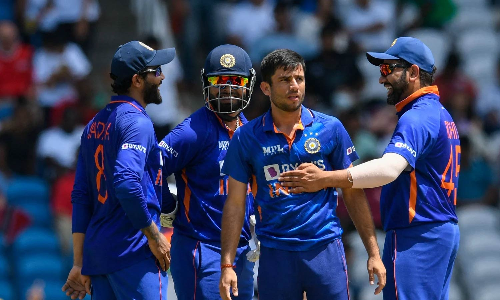 பாகிஸ்தான் அணியின் சாதனையை சமன் செய்ய காத்திருக்கும் இந்திய அணி