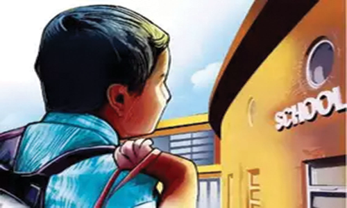 மூஞ்சூர் பட்டு அரசு பள்ளியை தரம் உயர்த்த வேண்டும்