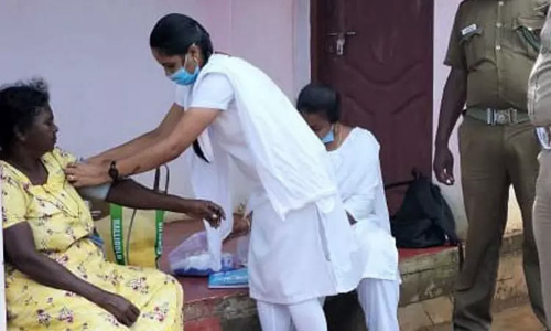 பந்தலூர் அருகே ஆதிவாசி மக்களுக்கு மருத்துவ முகாம்