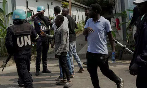 கிழக்கு காங்கோவில் ஐ.நா. அமைதி காப்பாளர்கள் நடத்திய துப்பாக்கிச் சூட்டில் 2 பேர் பலி