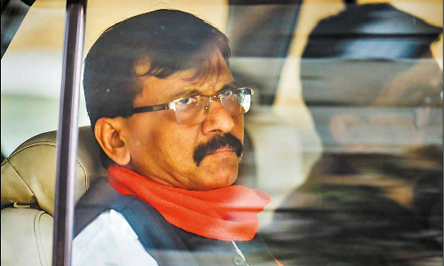 சஞ்சய் ராவத்தை 4-ந்தேதி வரை அமலாக்கத்துறை விசாரிக்க கோர்ட்டு உத்தரவு