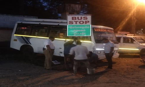 தக்கலை போலீஸ் நிலையம் அருகில் உயர் கோபுர மின் விளக்கு அமைக்க வேண்டும் - பொதுமக்கள் வலியுறுத்தல்
