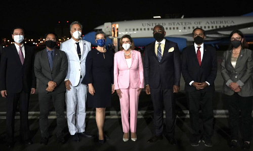 அதிகம் பேரால் கண்காணிக்கப்பட்ட அமெரிக்க பாராளுமன்ற சபாநாயகர் விமானம்