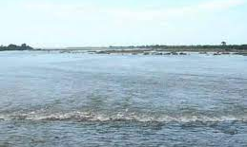 திருச்சி ஆற்று வெள்ளத்தில் அடித்து செல்லப்பட்ட மாணவன் கதி என்ன? 2-வது நாளாக தேடும் பணி தீவிரம்