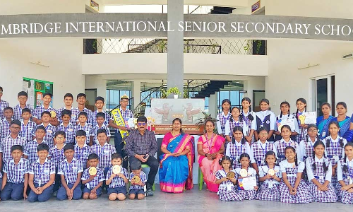 மாவட்டங்களுக்கிடையேயான போட்டிகள்: கேம்பிரிட்ஜ் சி.பி.எஸ்.இ பள்ளி சாதனை