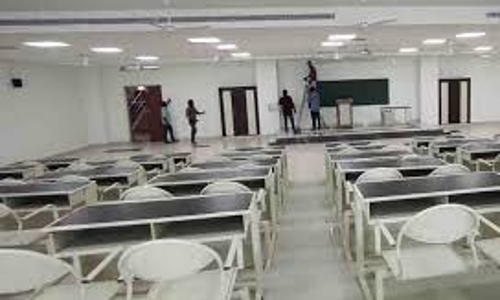 மழைக்காலம் என்பதால் வகுப்பறைகளை ஆய்வு செய்த பிறகே மாணவர்களை அனுமதிக்க வேண்டும்