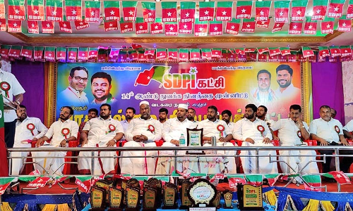 அச்சன்புதூர் அருகே  எஸ்.டி.பி.ஐ. பொதுக்கூட்டம் -மாநில தலைவர் நெல்லை முபாரக் பங்கேற்பு