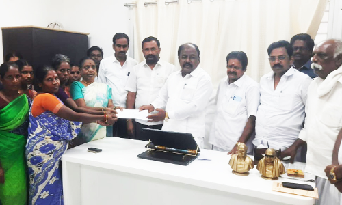 மகளிர் சுய உதவி குழுக்களுக்கு கடன் உதவிகள்