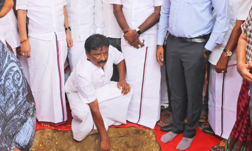 நெல்லை மாநகரில் ரூ.1.25 லட்சம் மதிப்பில் 5 இடங்களில் நகர்நல மையம் அடிக்கல் நாட்டு விழா