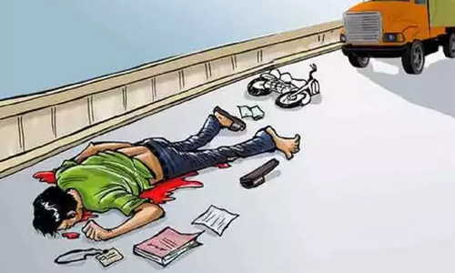 பைக் விபத்தில் மேளம் அடிக்கும் தொழிலாளர்கள் 2 பேர் பலி