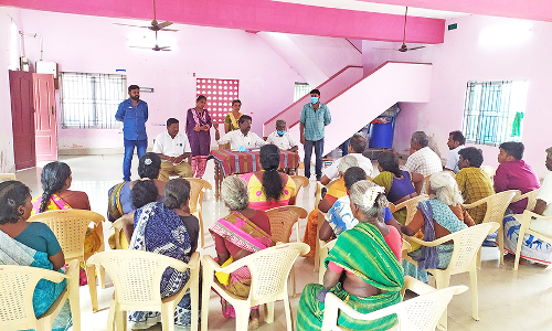 சாலையோர வியாபாரிகள் ஆலோசனைக் கூட்டம்