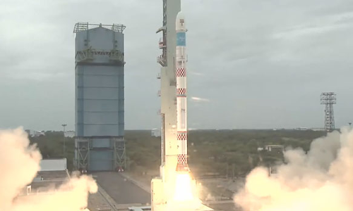 இஸ்ரோவின் எஸ்எஸ்எல்வி ராக்கெட் வெற்றிகரமாக விண்ணில் பாய்ந்தது