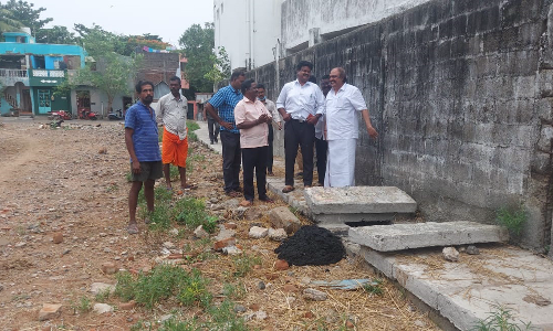 வாய்க்கால் அடைப்புகள் அகற்றம்-கென்னடி எம்.எல்.ஏ. நடவடிக்கை