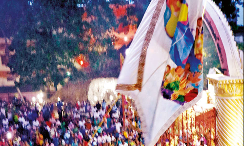 கும்பகோணம் புனித அலங்கார அன்னை ஆலய திருவிழா கொடியேற்றத்துடன் தொடங்கியது