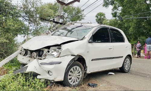 பைக்கில் சென்றவர் பலி