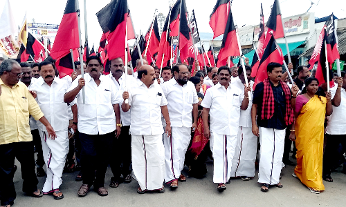 திருப்பத்தூரில் தி.மு.க. அமைதி ஊர்வலம்