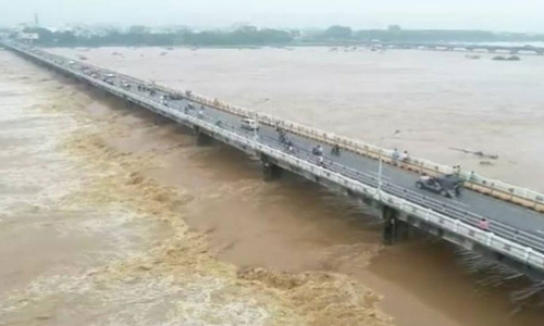 மழை குறைந்ததால் பாலாற்றில் நீர்வரத்து சரிவு