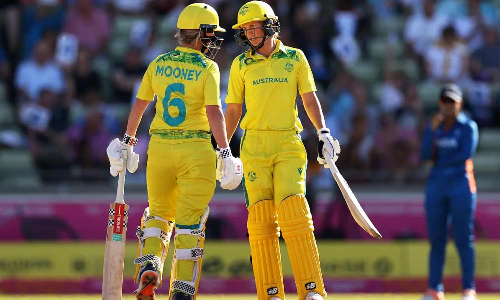 காமன்வெல்த் மகளிர் டி20 கிரிக்கெட் இறுதிப் போட்டி- இந்தியா வெற்றிக்கு 162 ரன்கள் இலக்கு