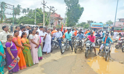 நாகர்கோவிலில இந்து முன்னணி அமைப்பினர் இரு சக்கர வாகன பேரணி