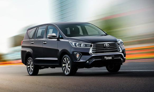 இத்தனை லட்சங்களா? விற்பனையில் மாஸ் காட்டிய இன்னோவா!