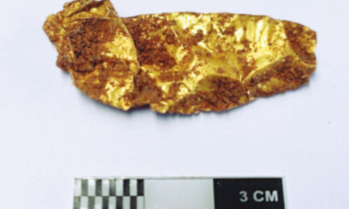 ஆதிச்சநல்லூர் அகழாய்வில் தங்க நெற்றிப்பட்டயம் கண்டுபிடிப்பு