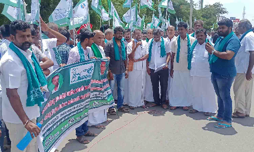 பல்லடம் பொதுப்பணித்துறை அலுவலகத்தை விவசாயிகள் முற்றுகை