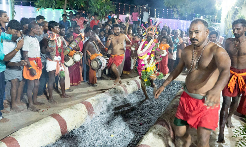 கோவில்பட்டி மலையாளத்து சுடலை மகாராஜா ஆலய பூக்குழி திருவிழா