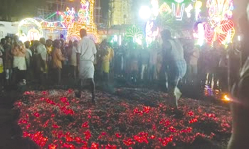 முத்துமாரியம்மன் கோவிலில் திருவிழா