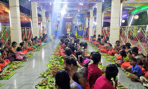 முள்ளக்காடு  உச்சினிமாகாளி அம்மன் கோவில் கொடை விழா