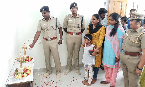 புதிய போலீஸ் குடியிருப்பு திறப்பு விழா
