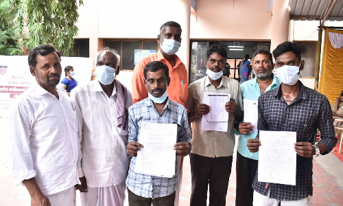 செல்போன் டவர் அமைக்க நடவடிக்கை எடுக்க  வேண்டும்