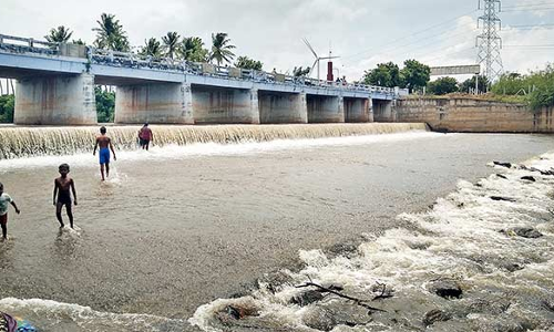 15 ஆண்டுகளுக்கு பிறகு ஆடி மாதத்தில் மூலவைகையாற்றில் கூடுதல் நீர் வரத்து பொதுமக்கள் உற்சாகம்