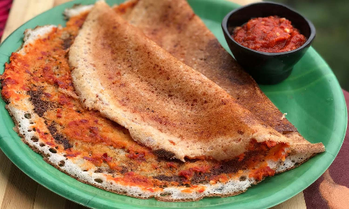 மதுரை ஸ்பெஷல் காரசாரமான கார தோசை