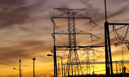 தொழில்கள் பாதிப்பதை தடுக்க சீரான மின்சாரம் வழங்க  வேண்டுகோள்