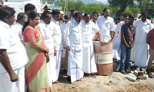 கருணாநிதியின் 8 அடி உயரமுள்ள வெண்கல சிலையை முதல்-அமைச்சர் மு.க.ஸ்டாலின் திறந்து வைக்கிறார்