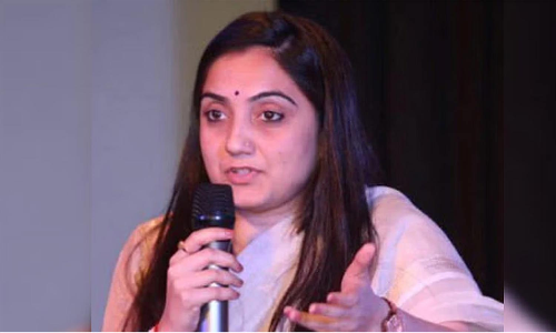 நூபுர் சர்மாவுக்கு எதிரான வழக்குகள் டெல்லிக்கு மாற்றம்... உச்ச நீதிமன்றம் உத்தரவு