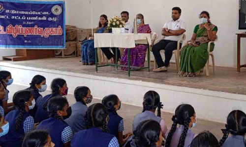 பள்ளிகளில் சட்ட விழிப்புணர்வு முகாம்