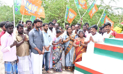 தமிழக மக்கள் முன்னேற்ற கழகத்தினர் அஞ்சலி