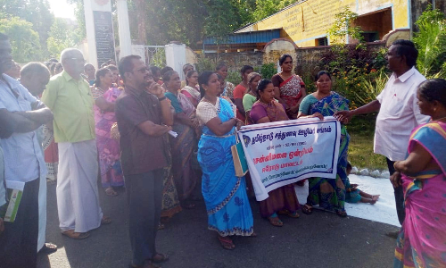 சத்துணவு ஊழியர்கள் ஆர்ப்பாட்டம்