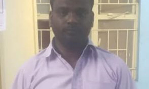 திருக்கோவிலூர் அருகே பிரபல கள்ள சாராய வியாபாரி கைது