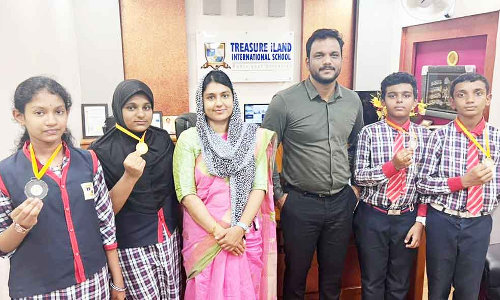 சாரல் திருவிழாவில் வில்வித்தை போட்டி ட்ரஷர் ஐலண்ட் இன்டர்நேஷனல் பள்ளி மாணவ- மாணவிகள் சாதனை