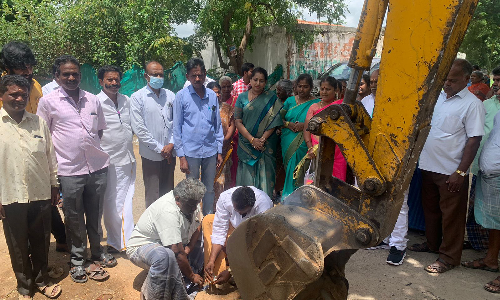 சூளகிரி அருகே  ரூ.17 லட்சத்து 20 ஆயிரம் மதிப்பீட்டில்  திட்ட பணிகளுக்கு பூமி பூஜை